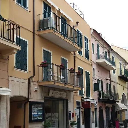 Apartman Porro15 Finale Ligure
